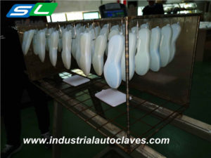 Supercritical physical foam molding